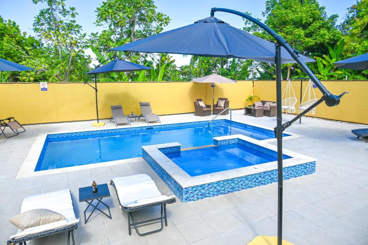 Takuma Boutque Hotel Hotel Rooms & Suites Montego Bay Exterior photo