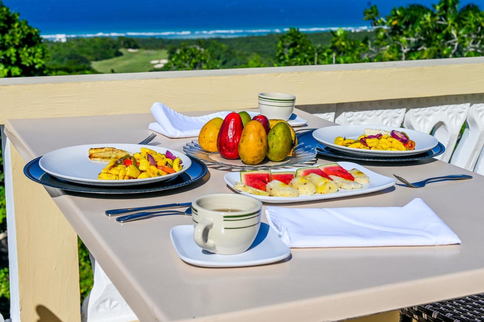 Takuma Boutque Hotel Hotel Rooms & Suites Montego Bay Exterior photo